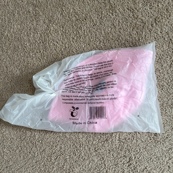 PINK BUCKET HAT - Picture 8 of 8